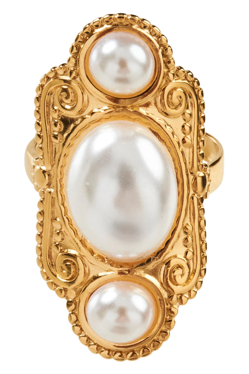 Eb & Ive Heritage Ring - Pearl Cluster