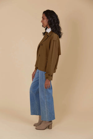 Isle Of Mine Freya Crop Trench Toffee