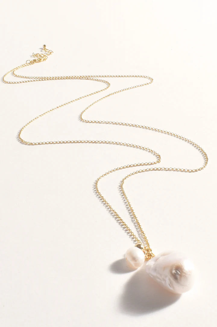 Adorne Baroque Pearl Cluster Necklace Cream/Gold