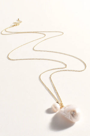 Adorne Baroque Pearl Cluster Necklace Cream/Gold